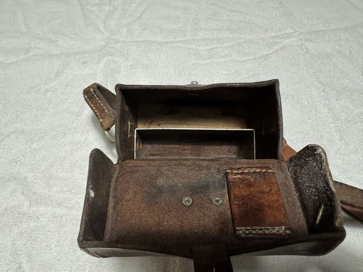 Schweizer Armee Taschen: Militär Ledertasche – Gebraucht aus Lenzburg von Meister_k 3