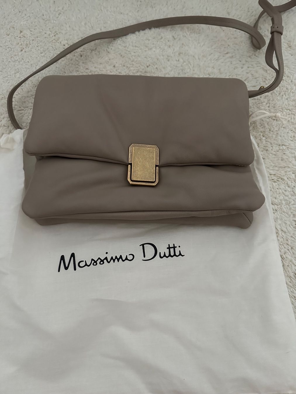 Massimo Dutti Borse da donna: Massimo Dutti padded bag – Usato da Dallenwil venduto da ZD2019 4