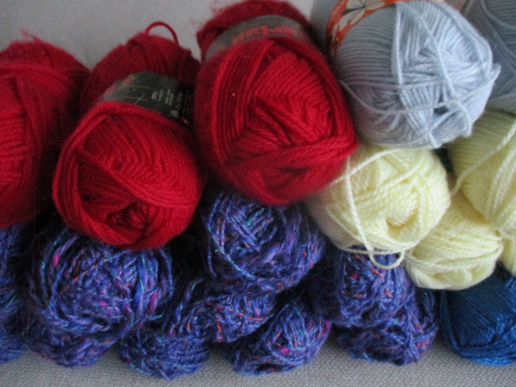 Laine: WOLLE 27 x versch. Farben – Neuf (Voir description) à Wil SG par garou40 1