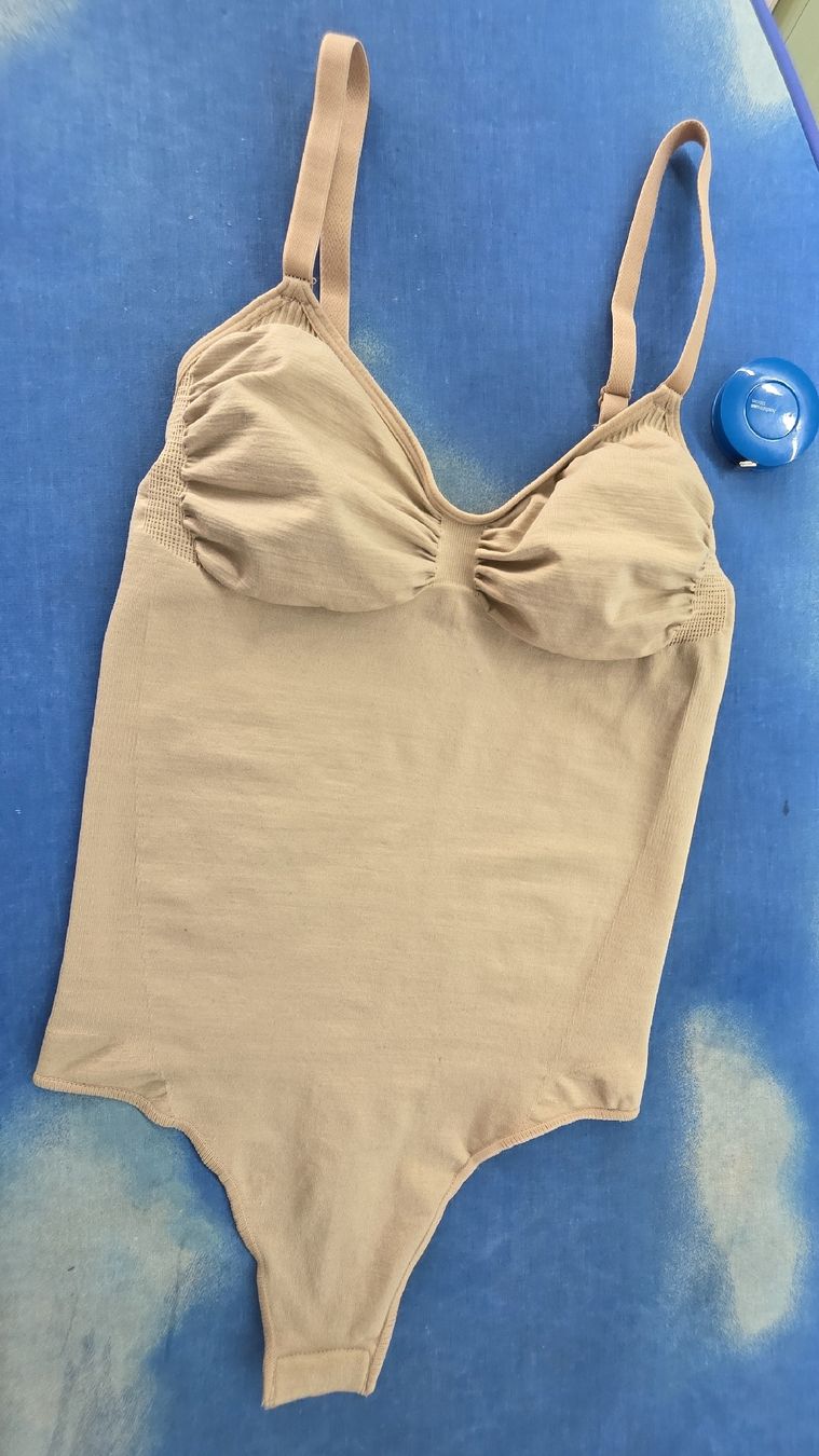 Altra biancheria intima: SHAPEWEAR Body M/38 – Nuovo (secondo la descrizione) da Luchsingen venduto da durscheina