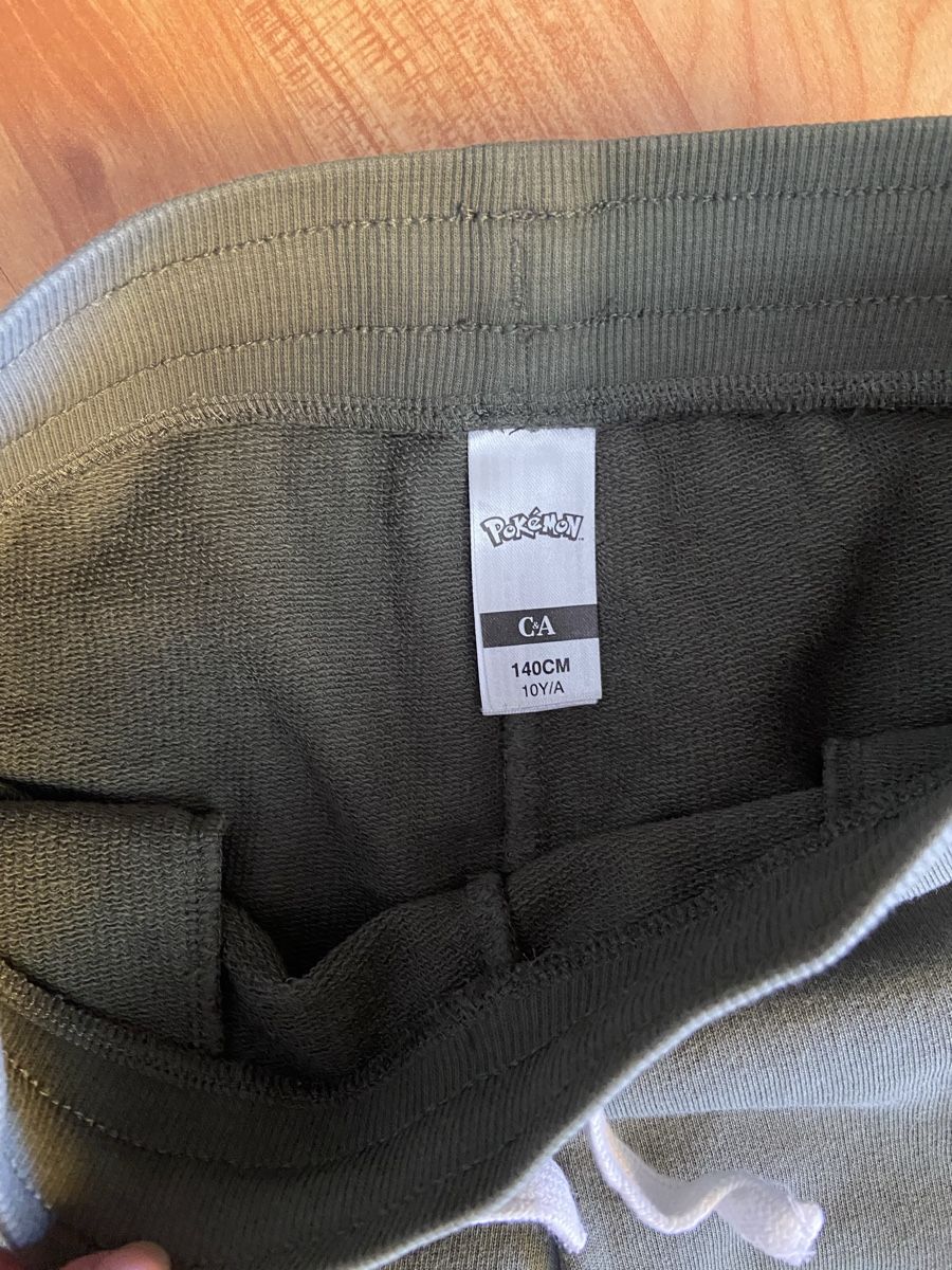 Pantaloni: Kurze Hose Gr. 140 – Usato da Amriswil venduto da Bobbel-Zauber 2