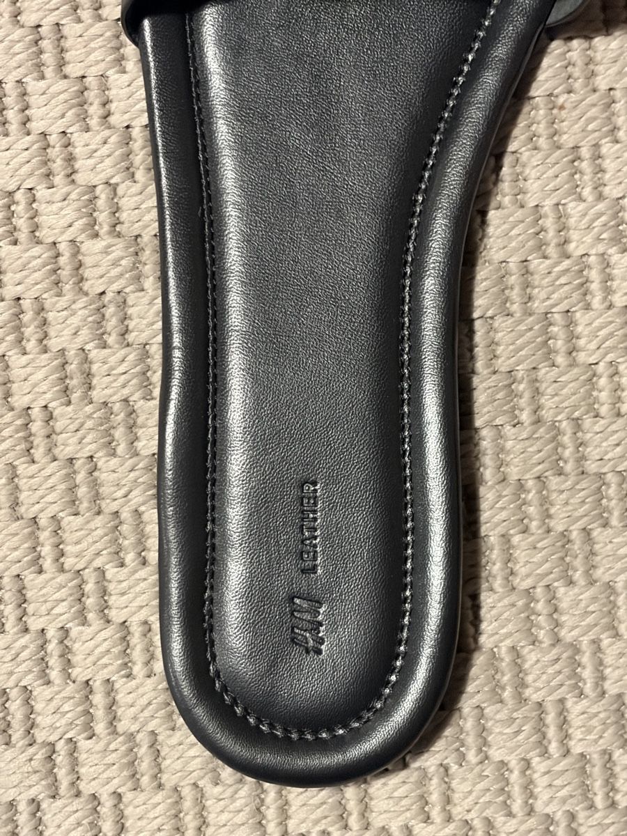 H&M Scarpe da donna: Mules en cuir H&M noir – Nuovo (secondo la descrizione) da Nyon venduto da micasazoo 2