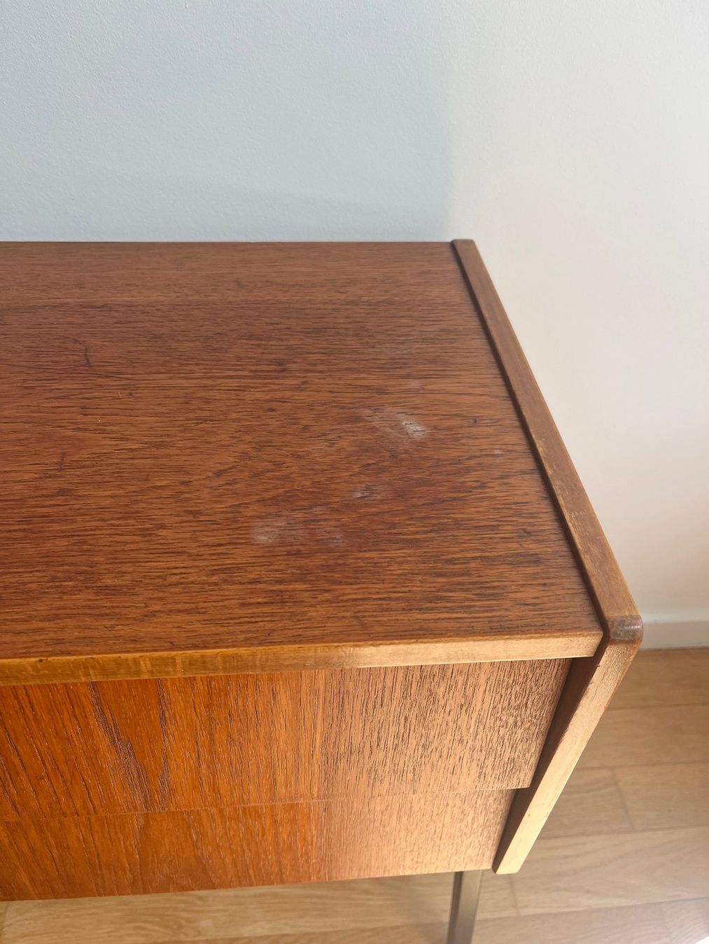 Cassettiere: Mid Century Kommode – Usato da Zürich venduto da matador12 7