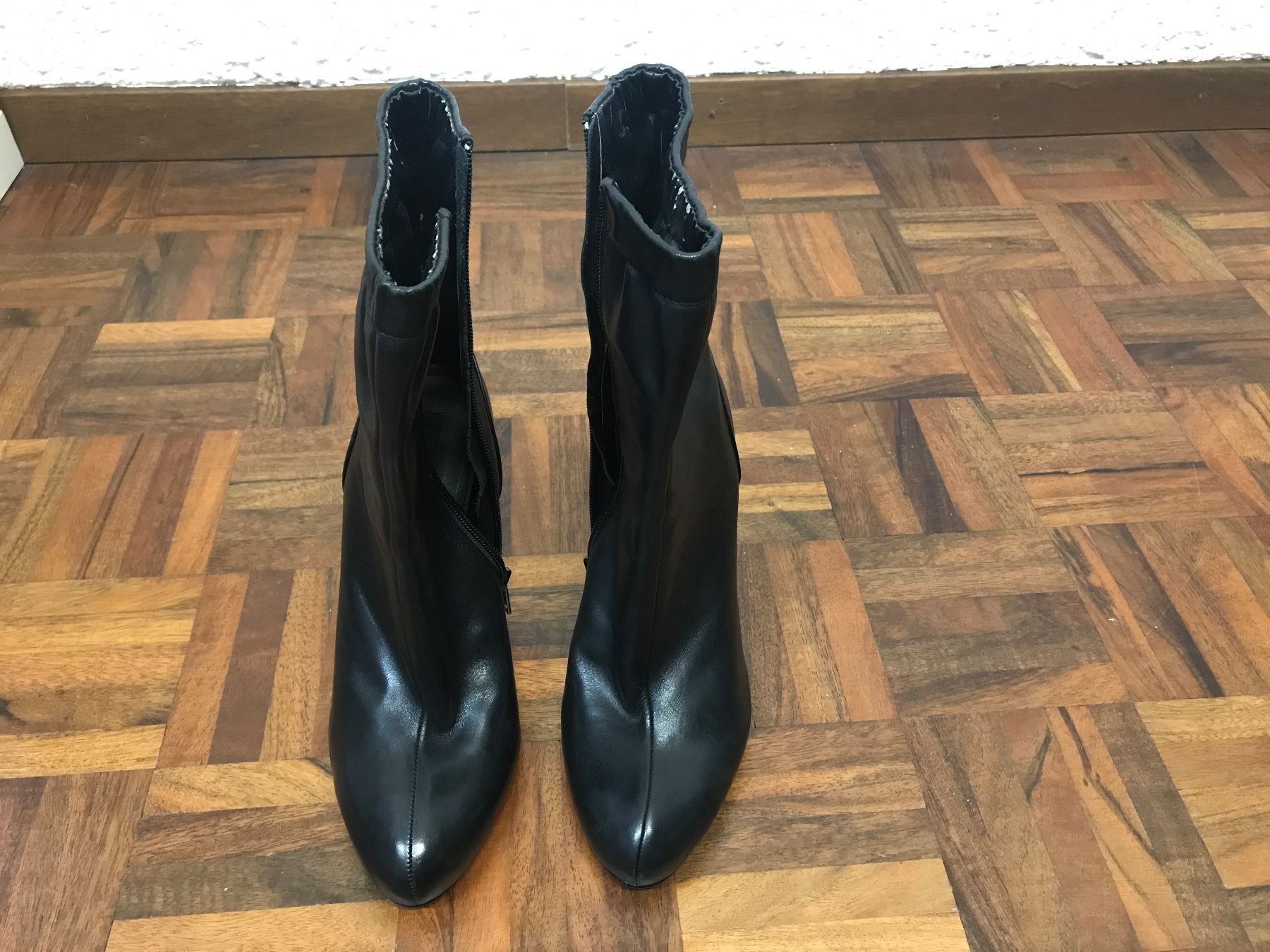 Zara Damenschuhe: Zara Lederstiefeletten, Gr 39 – Gebraucht aus St. Margrethen SG von kellenbh 1