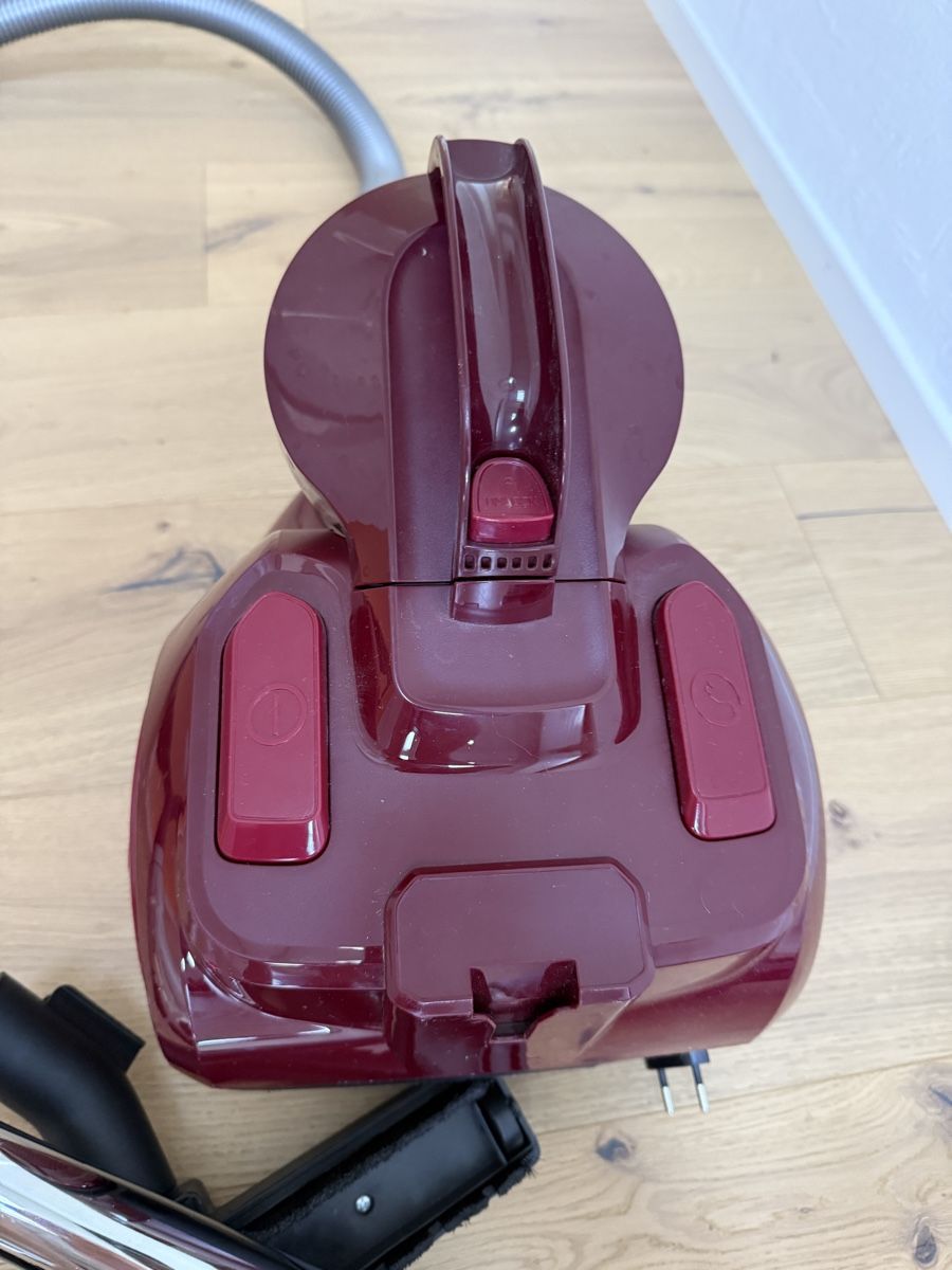 Rowenta Aspirateurs & Accessoires: Rowenta Swift Power Cyclonic Staubsauger – D'occasion à Boppelsen par WIB77 3