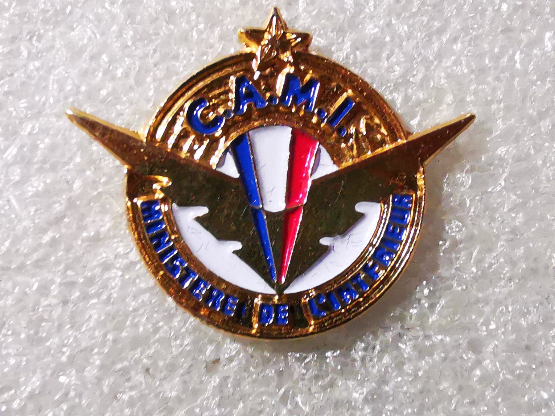 Placchette & Badge: Ansteckpin 154: – Usato da Oppligen venduto da Pin-Fall-Shop