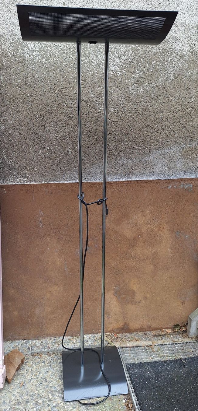 Lampes: Stehleuchte Metall mit 4 Leuchtstoffröhren – D'occasion à Weinfelden par JoeBaer