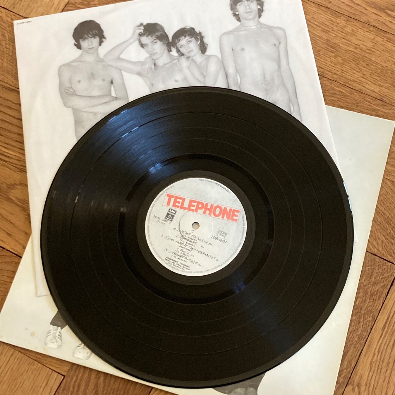 Dischi in vinile: Téléphone - Crache Ton Venin, LP – Usato da Bern venduto da Ntsamina 2