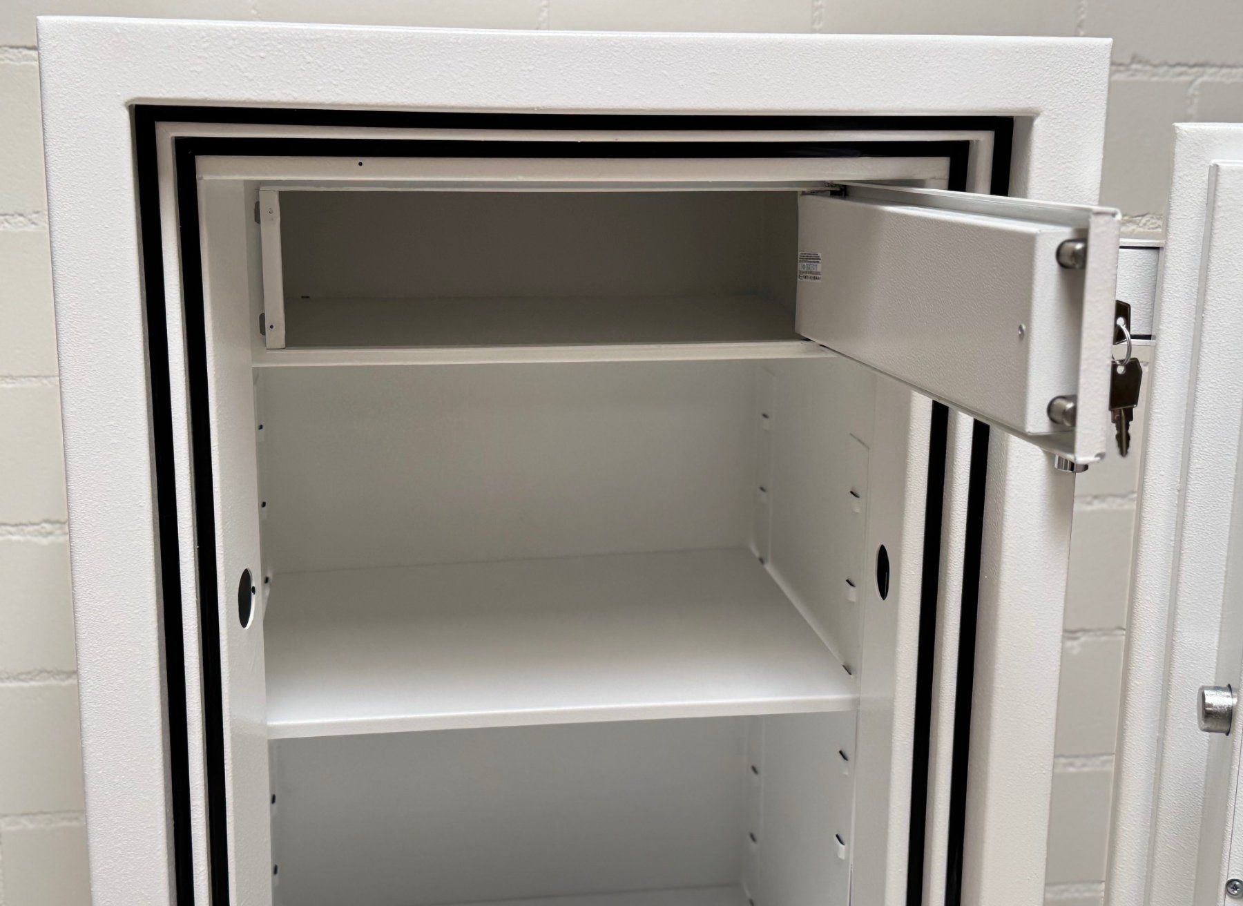 Casseforti: TopTresor Einbruch + Feuerschutz, 330kg, EN 1 – Nuovo e nell'imballaggio originale da Villmergen venduto da Don-Luca 7