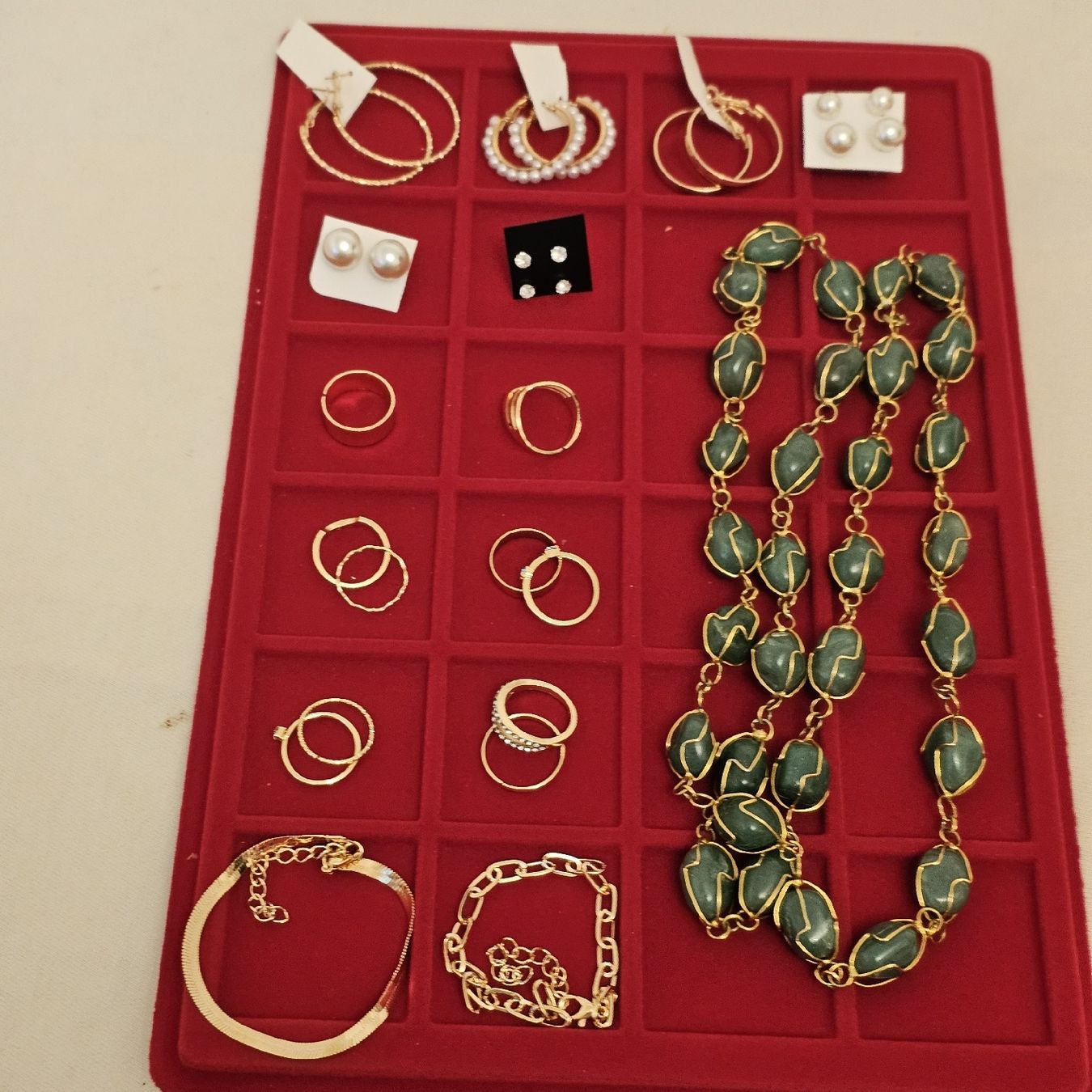 Altri gioielli: 29 stück  modescmuck lot – Nuovo (secondo la descrizione) da wolfhalden venduto da 46464646