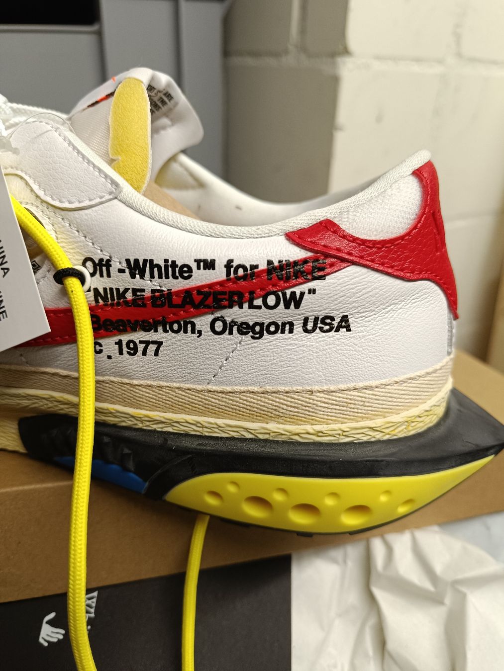 Nike Scarpe da uomo: Nike Off White 47.5 – Nuovo e nell'imballaggio originale da Zürich venduto da Mountainswiss88 3