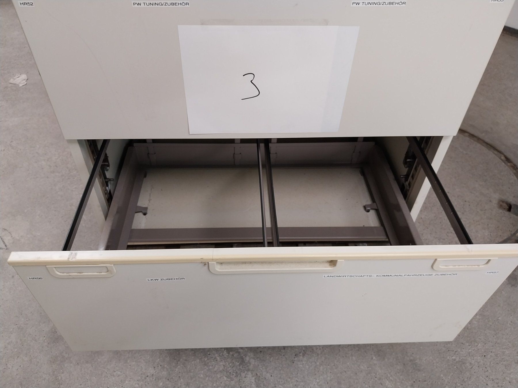 Armoires: Hängeregisterschrank Nummer #3 – D'occasion à Weingarten-Kalth par Bettelbruenneli 4