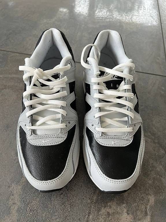 Scarpe da uomo: Nike Air Max Command - Neuwertig Gr. 40 – Usato da Baden venduto da Vebire 1