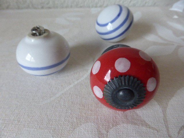 Eisenwaren: 3 Stück Keramik Möbel Knöpfe Vintage – Neu (gemäss Beschreibung) aus Hitzkirch von kleinerbaer01 2