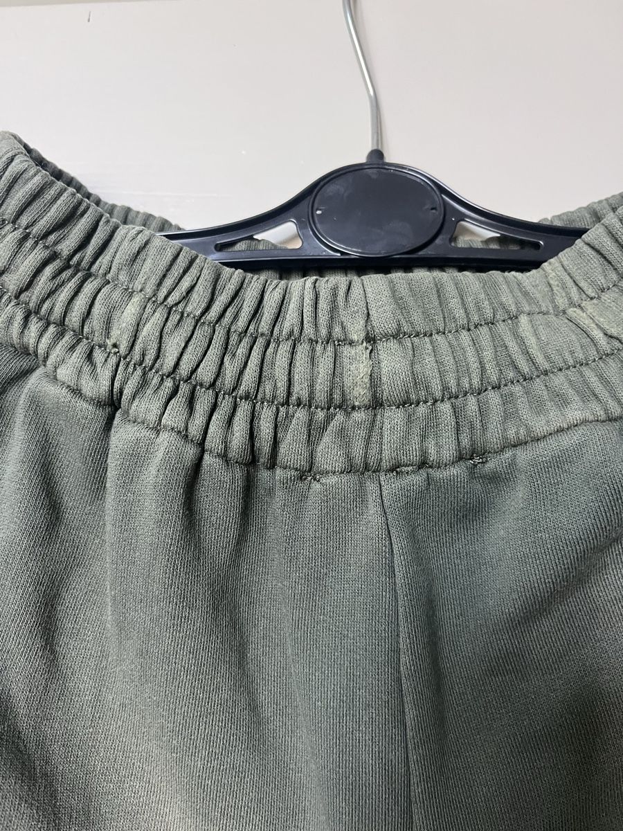 Pantaloni: 032C SPLICED SOFT JOGGER - Jogginghose - oliv Gr.XS – Usato da Basel venduto da arminafera 2