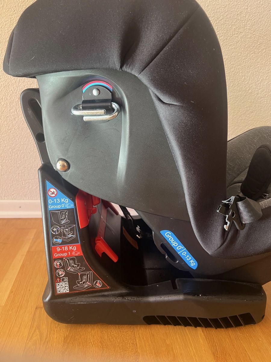 Chicco Seggiolini per auto: Auto Kindersitz 0-18kg – Usato da Meilen venduto da gio_xlz7 2