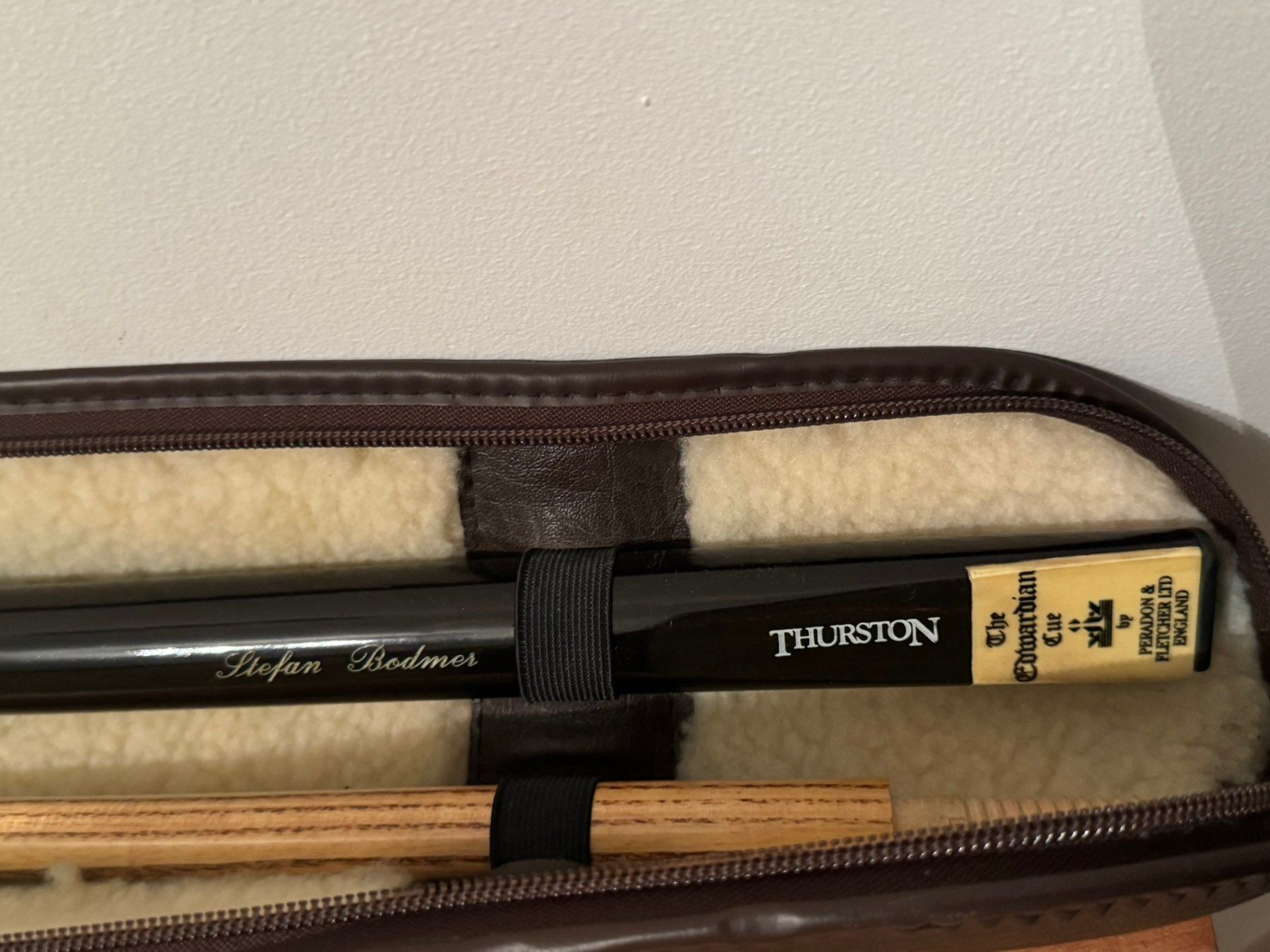 Stecche da biliardo: BCE Etui und Snooker Thurston Peradon Queue mit Gravur – Usato da Uhwiesen venduto da fel_5ghs 1