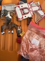 Kleines Reithof und Tierarztpraxis