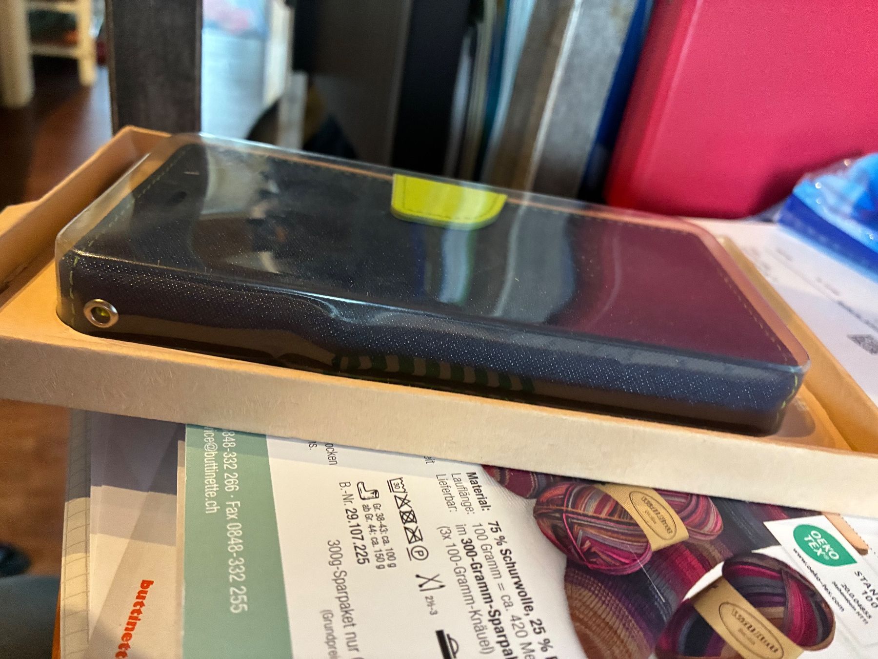 Apple Covers & Schutzfolien: Iphone 11 Klapphülle – Gebraucht aus Oekingen von Evo76 2
