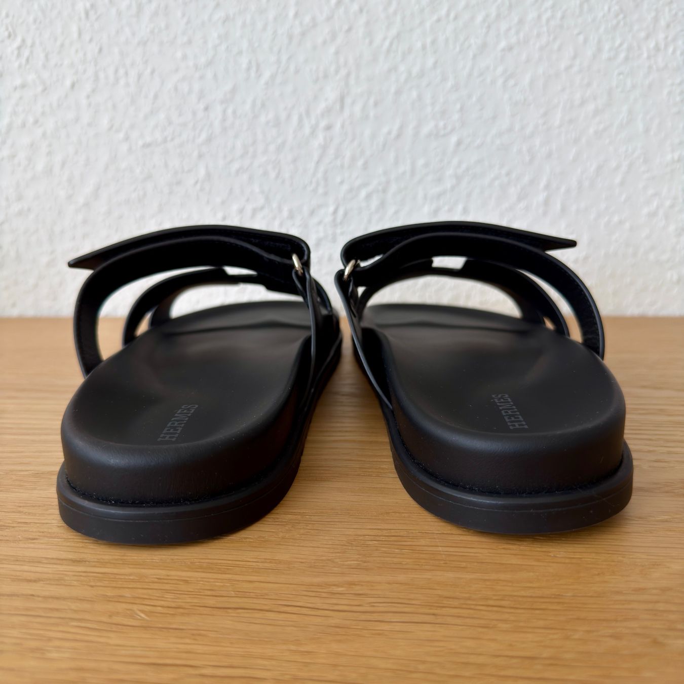 Hermès Scarpe da donna: Authentiques Sandales HERMÈS Chypre 40.5 NEUVES – Nuovo e nell'imballaggio originale da Carouge GE venduto da loveluxury 4