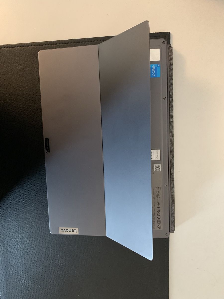 Lenovo Notebooks: Lenovo IdeaPad Duet 5 12IAU7 – Gebraucht aus Glattbrugg von  2