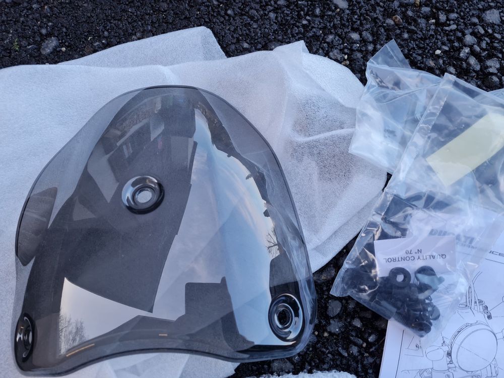 Windschutzscheibe Für Ducati Diavel 2014-2018 - ABS-Kunststoff, Schwarz/Grau, Inkl. Montagesatz