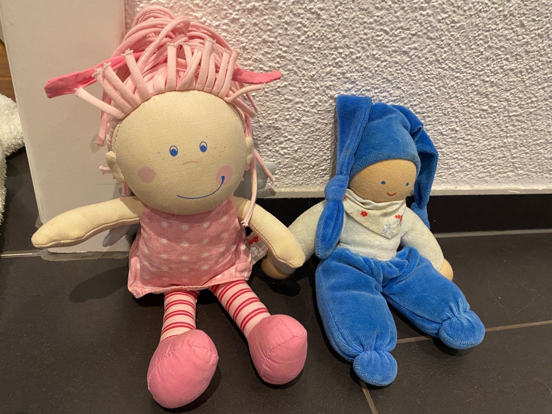 Puppen: Püppchen 20cm /Engelchen 23cm fast wie neu – Gebraucht aus Oberwil-Lieli von 2carin 3