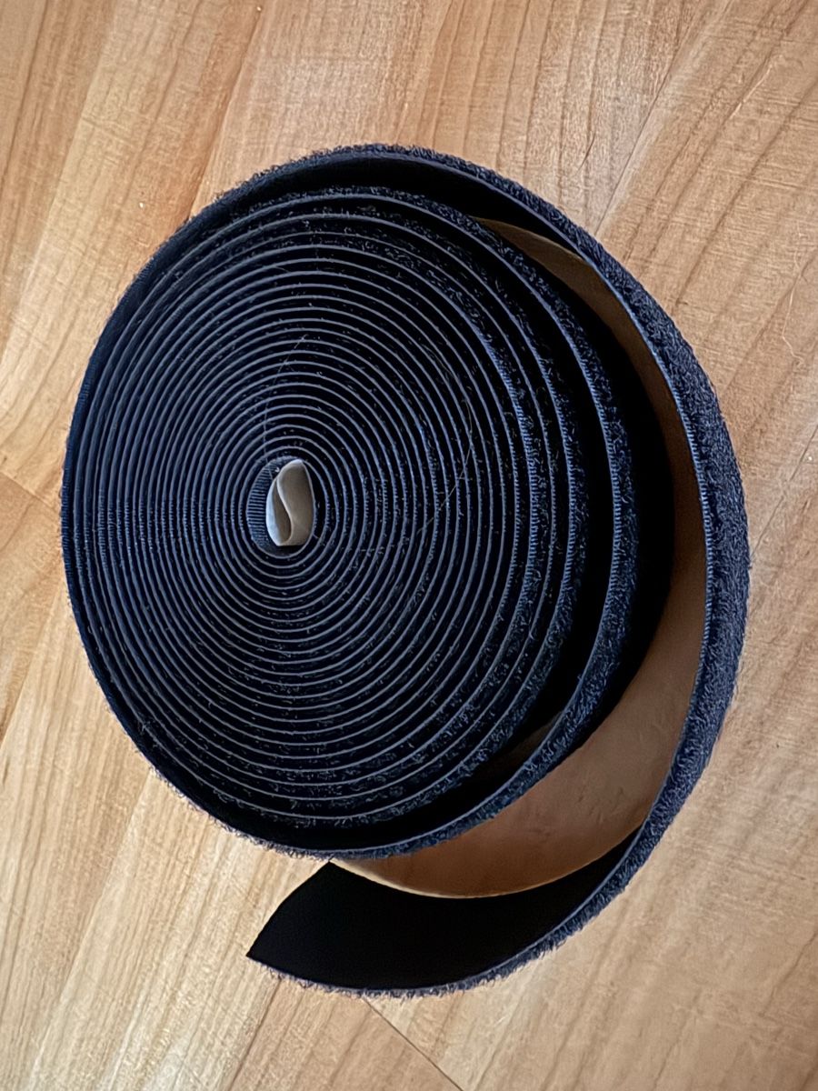 Tessuti: Klett Band 4 Meter schwarz / 3 cm breit – Nuovo (secondo la descrizione) da Rümlang venduto da baselsale1