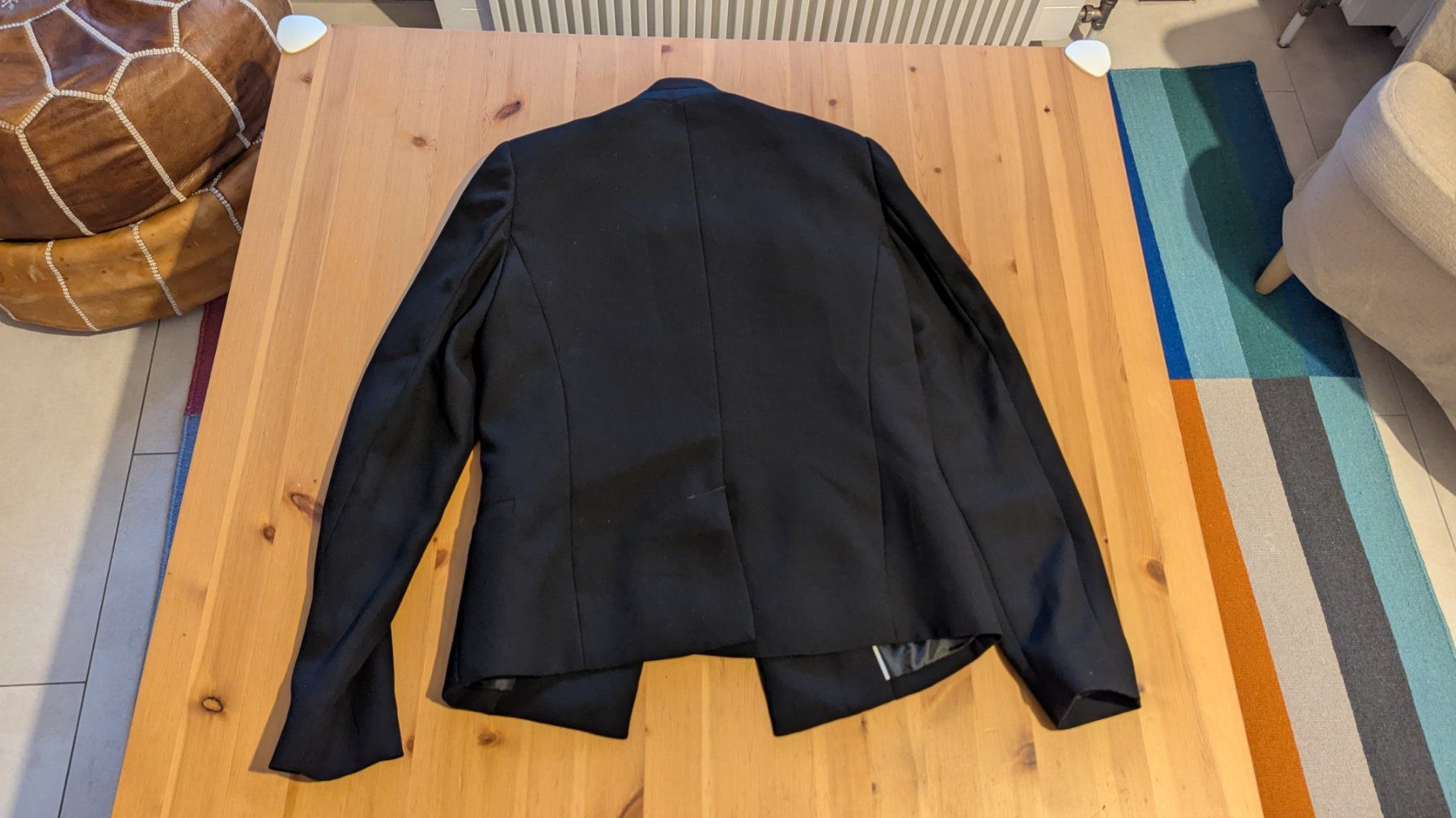 Mango Jacken: Veste de tailleur noire Mango taille XS – Gebraucht aus Pully von dia_6tzd 1