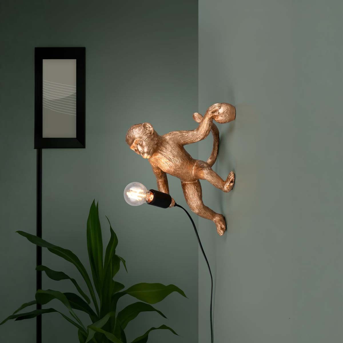 Lampade: Wandleuchte, Affenoptik, 37 cm Höhe – Nuovo (secondo la descrizione) da Kreuzlingen venduto da Smart-Light 1