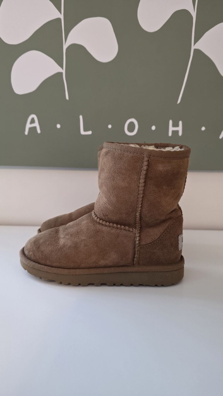 Ugg Herrenschuhe: UGG Classic Mini chestnut Grösse 29 – Neu (gemäss Beschreibung) aus Steinhausen von Na18