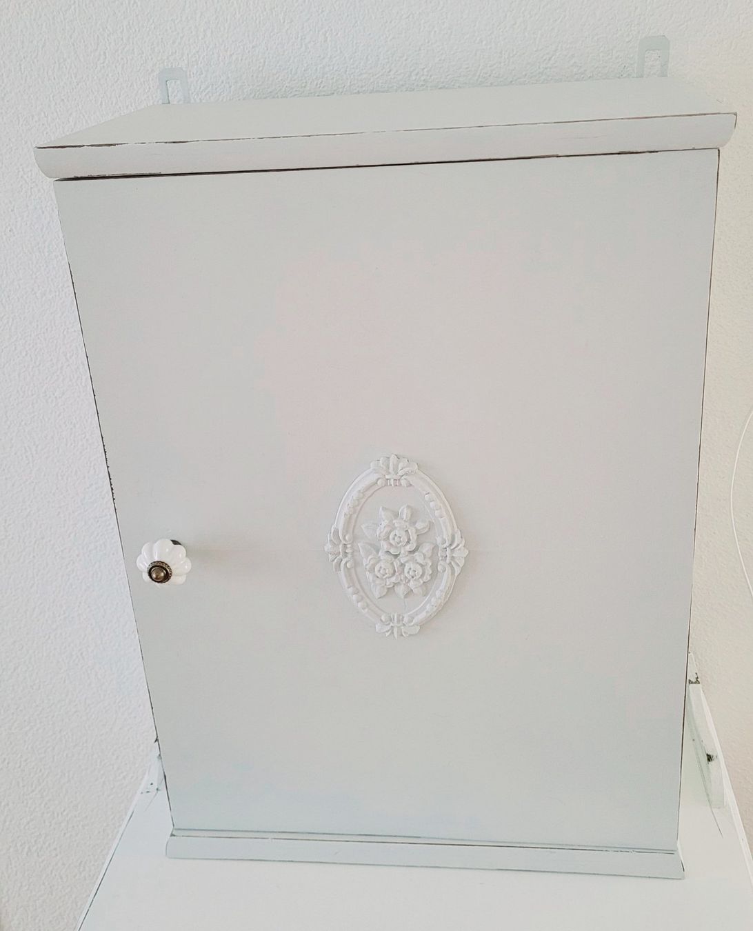 Armoires: Apothekerschränkli Shabby Chic – D'occasion à Elgg par Limone2018 2