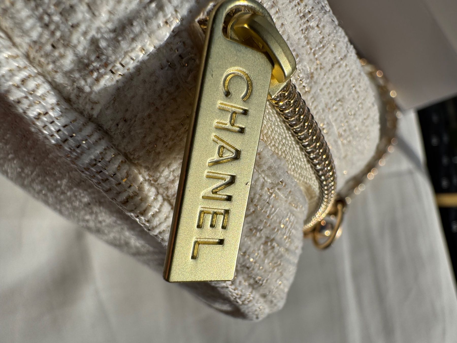 Chanel Borse da donna: Sac Chanel bandoulière – Nuovo e nell'imballaggio originale da Neuchatel venduto da mar_9blm 4