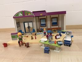 Playmobil Tierarztpraxis 70146 mit Zubehör guter Zustand