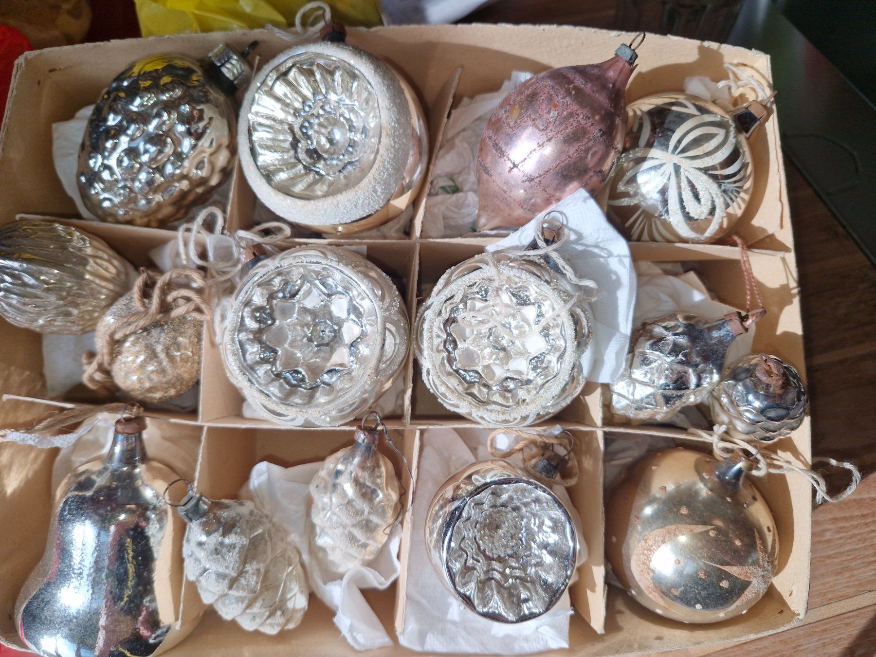Tutte le decorazioni: antiker Christbaumschmuck 1940 – Usato da Guarda venduto da rue_bpd7 1