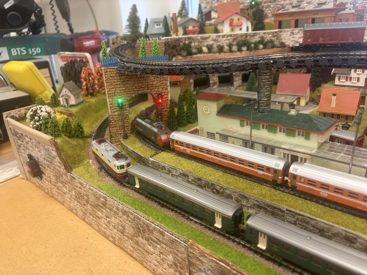 Trix Modellini di ferrovie: Minitrix Spur N Anlage – Usato da Wil SG venduto da steinlin07 4