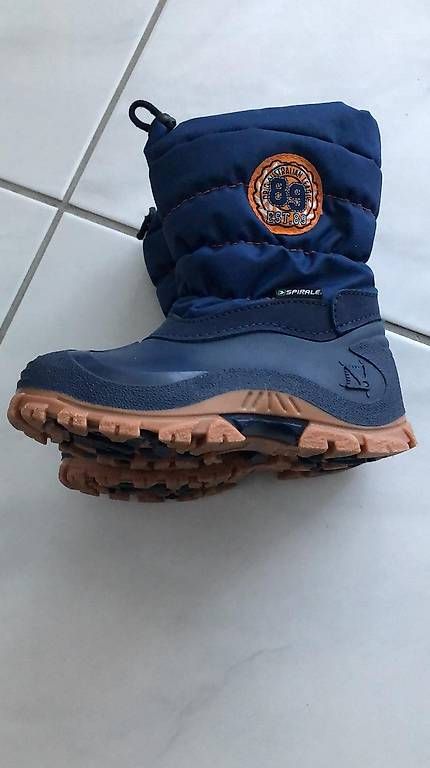 Scarpe per ragazzi: Winterstiefel Spirale Kinder Gr. 27 – Usato da Belp venduto da Verk976