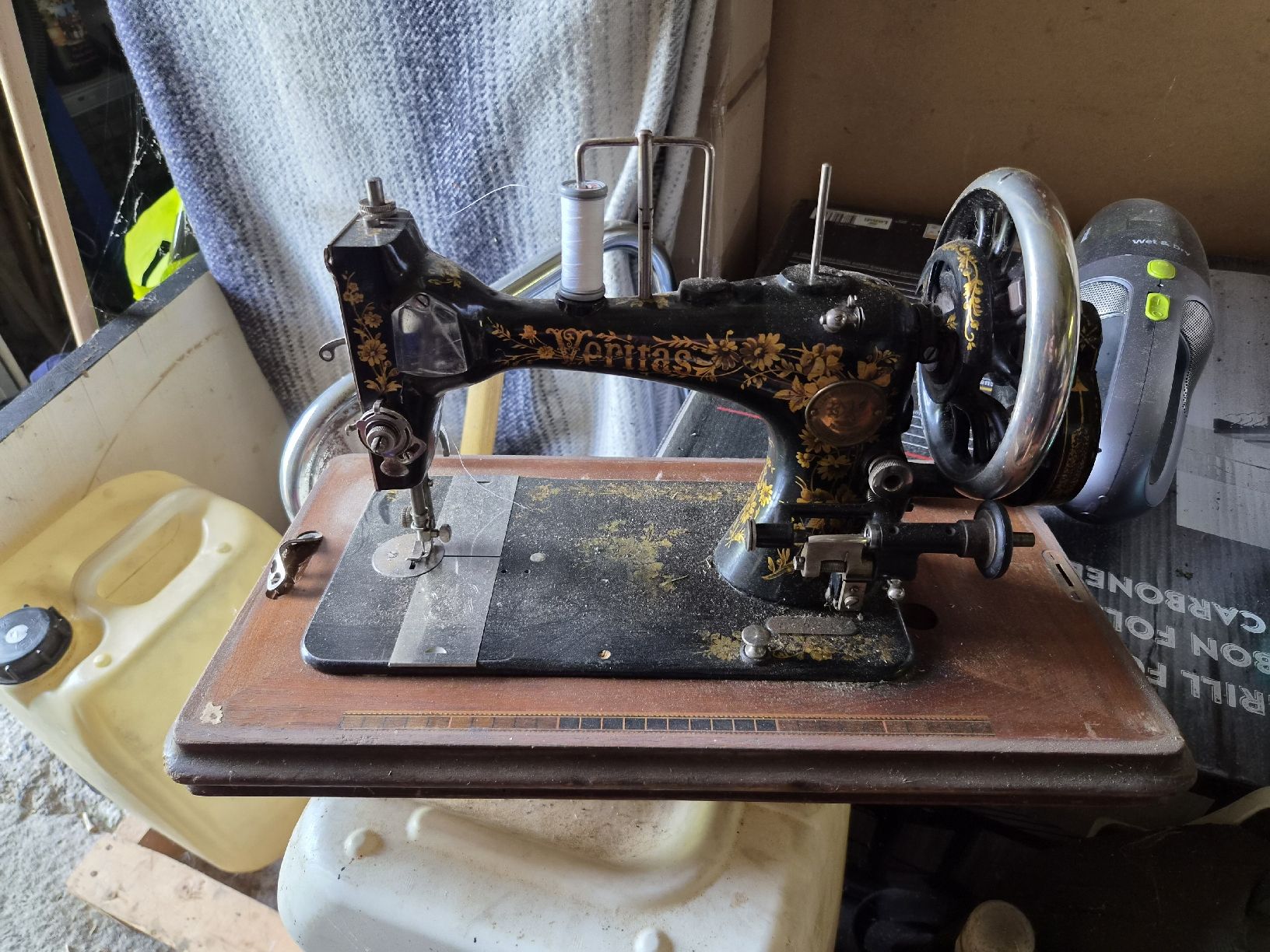 Veritas Machines à coudre: Nähmaschine – D'occasion à Hochdorf par TT_GARAGE 1