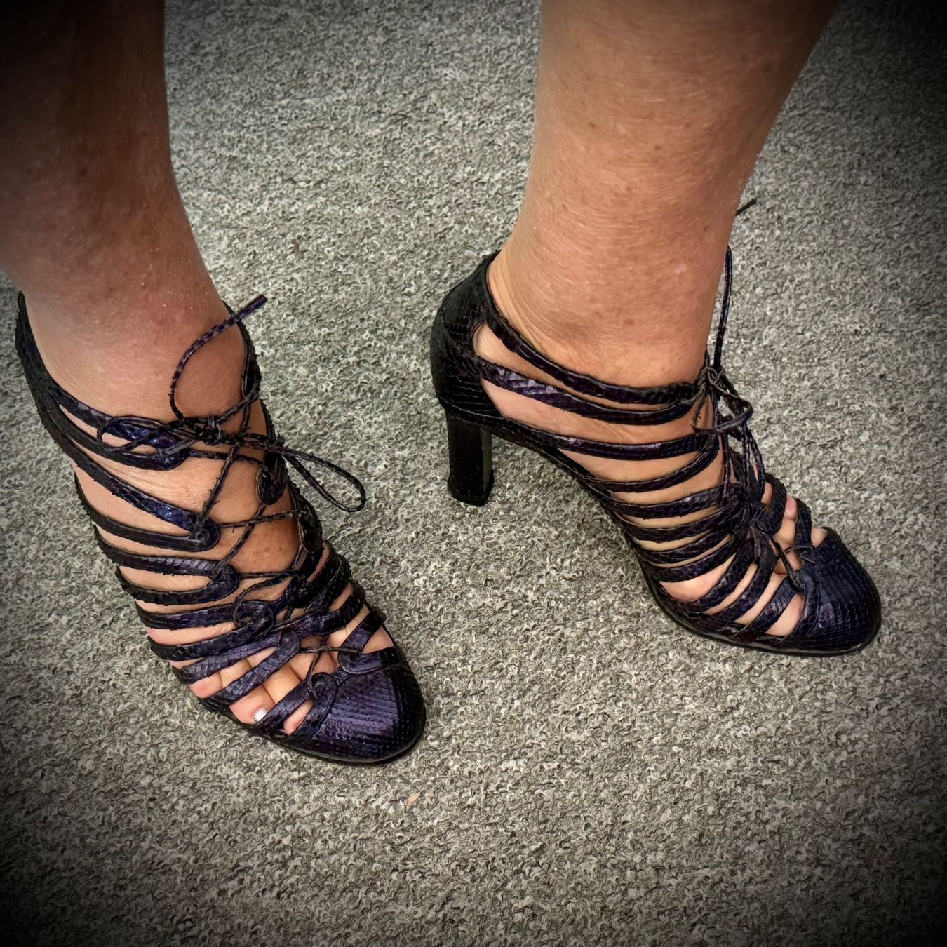 Jil Sander Scarpe da donna: Jil Sander Python Lace-Up Sandals – Carbon Blue - 37-37.5 – Usato da Birsfelden venduto da Brut-Reserve 1