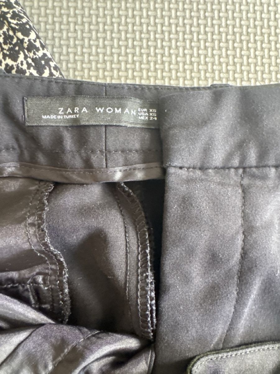 Zara Lots de vêtements: Zara Anzugs-Hosenpaket S – D'occasion à Zürich par 44sensation44 2