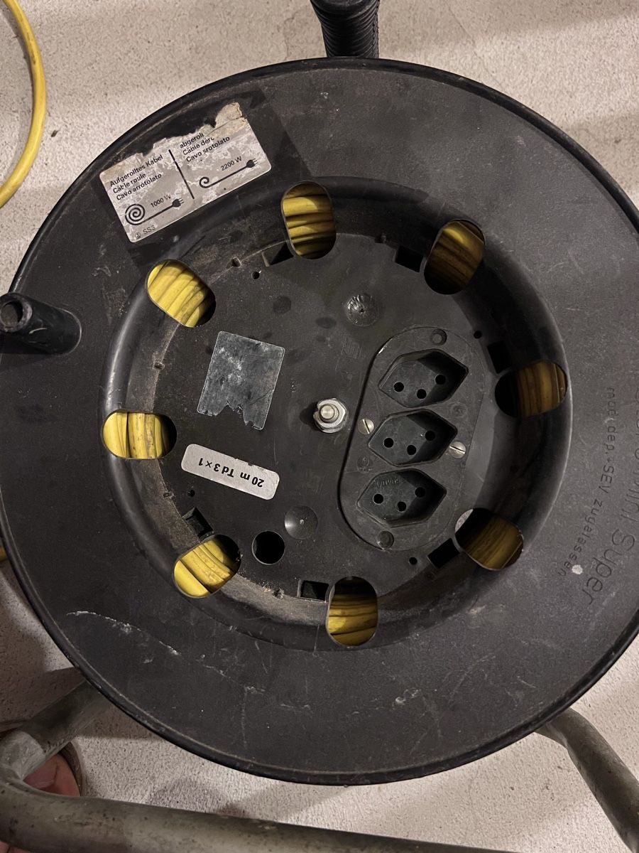 Kabel: Kabelrolle 20 m Typ J Verlängerungskabel – Gebraucht aus Wädenswil von dai_2bcv 2