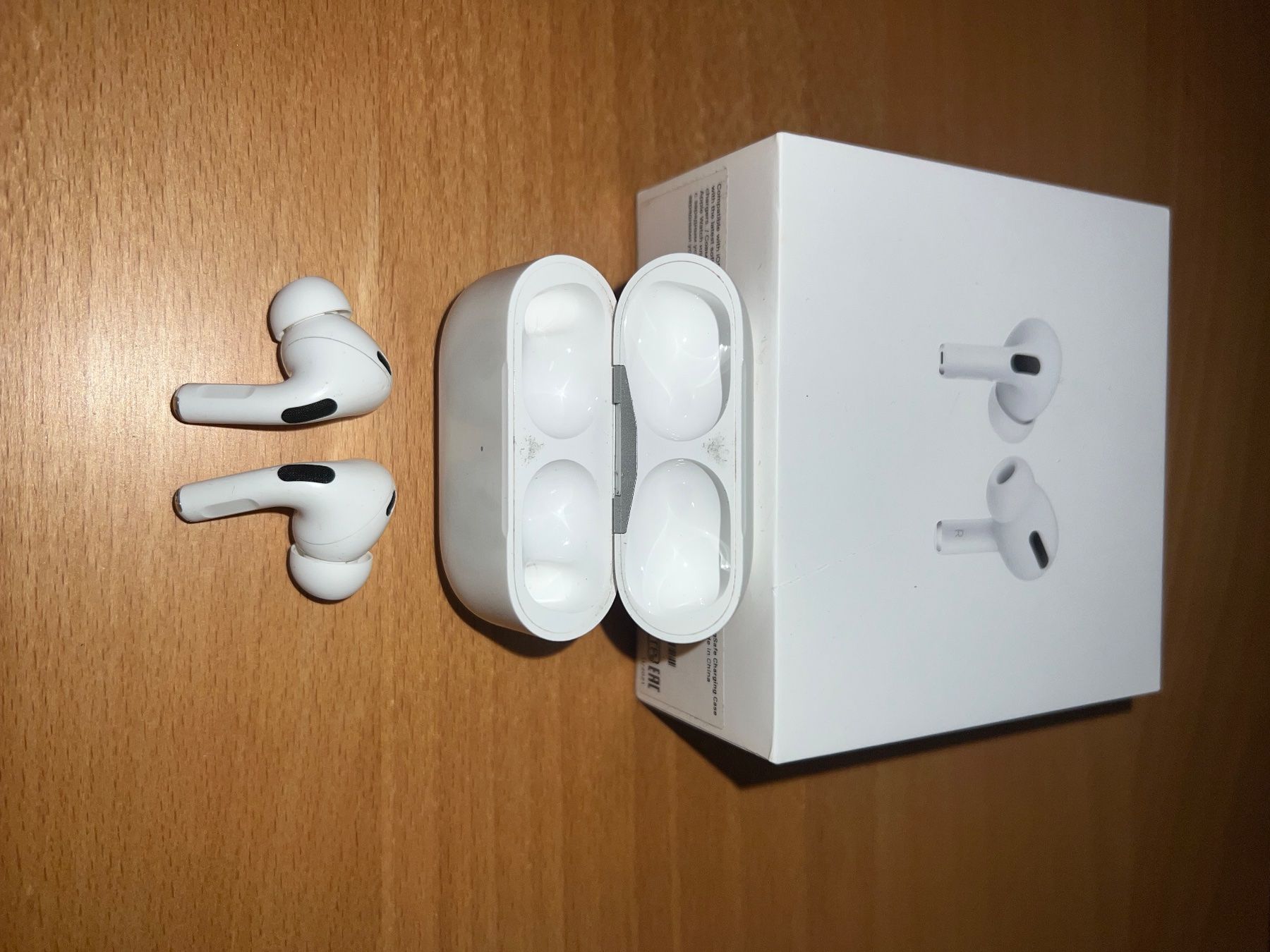 Apple Kopfhörer: AirPods Pro 2 – Defekt aus Zürich von ped_wqb9