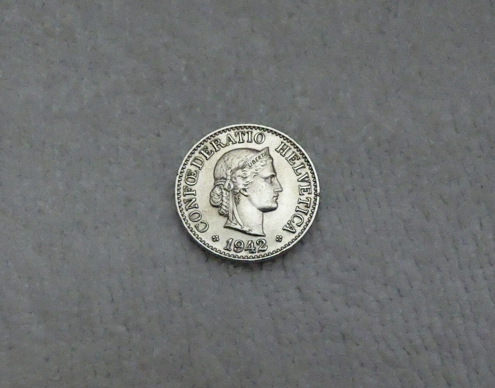 Tutti le monete: 10 centimes/rappen 1942 ABART – Usato da Nyon venduto da Ilmi09