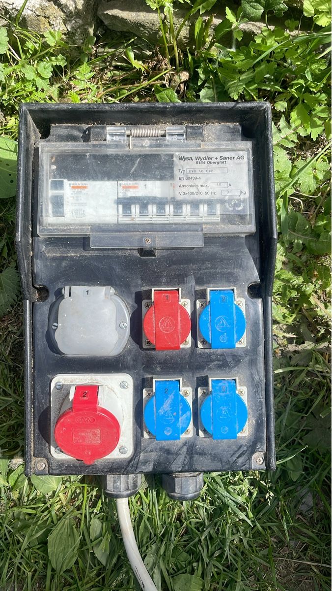 Elettrotecnica: Tableau chantier (baustrom) – Usato da Niedergampel venduto da pie_2sz7