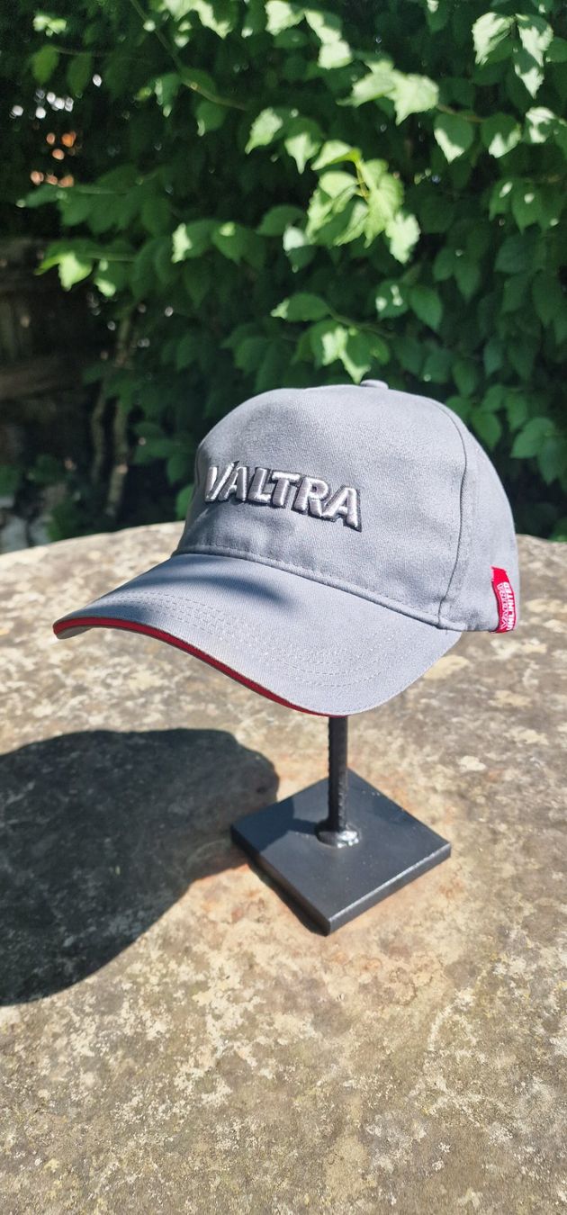 Copricapi, berretti & cappellini: Valtra Cap – Nuovo (secondo la descrizione) da Reinach AG venduto da Stalder-Technik 1