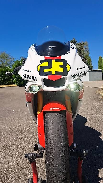Yamaha Strada: Yamaha R1 de piste / track – Usato da St-Sulpice VD venduto da MrQ01 4