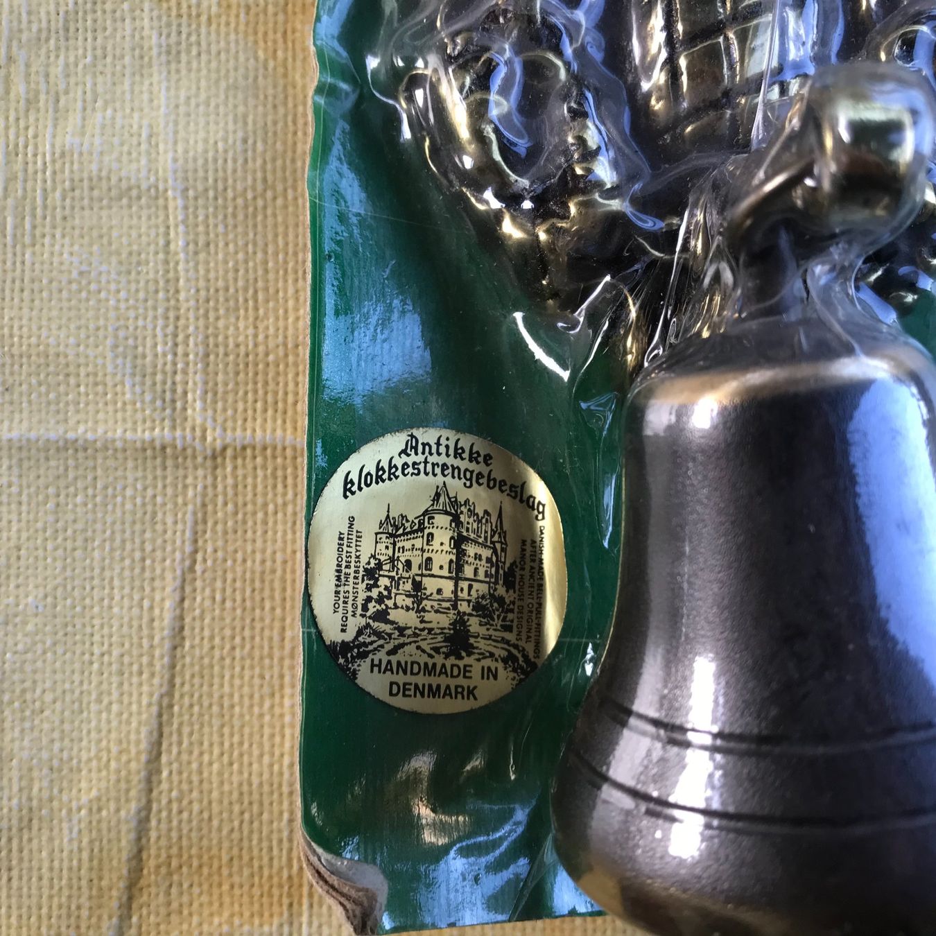 Campanacci mucche: TÜR GLOCKE ANTIK – Nuovo e nell'imballaggio originale da Ostermundigen venduto da crazy-horse-1840 1