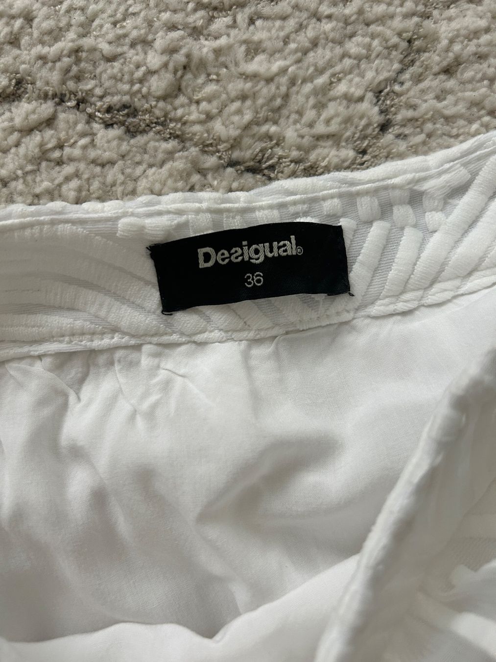 Desigual Gonne: Maxirock, Desigual, weiss, Grösse 36 – Usato da Engelburg venduto da Quinti15 1