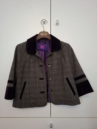 Riani Jacke, Gr. 36, Braun Kariert, Samt Applikationen