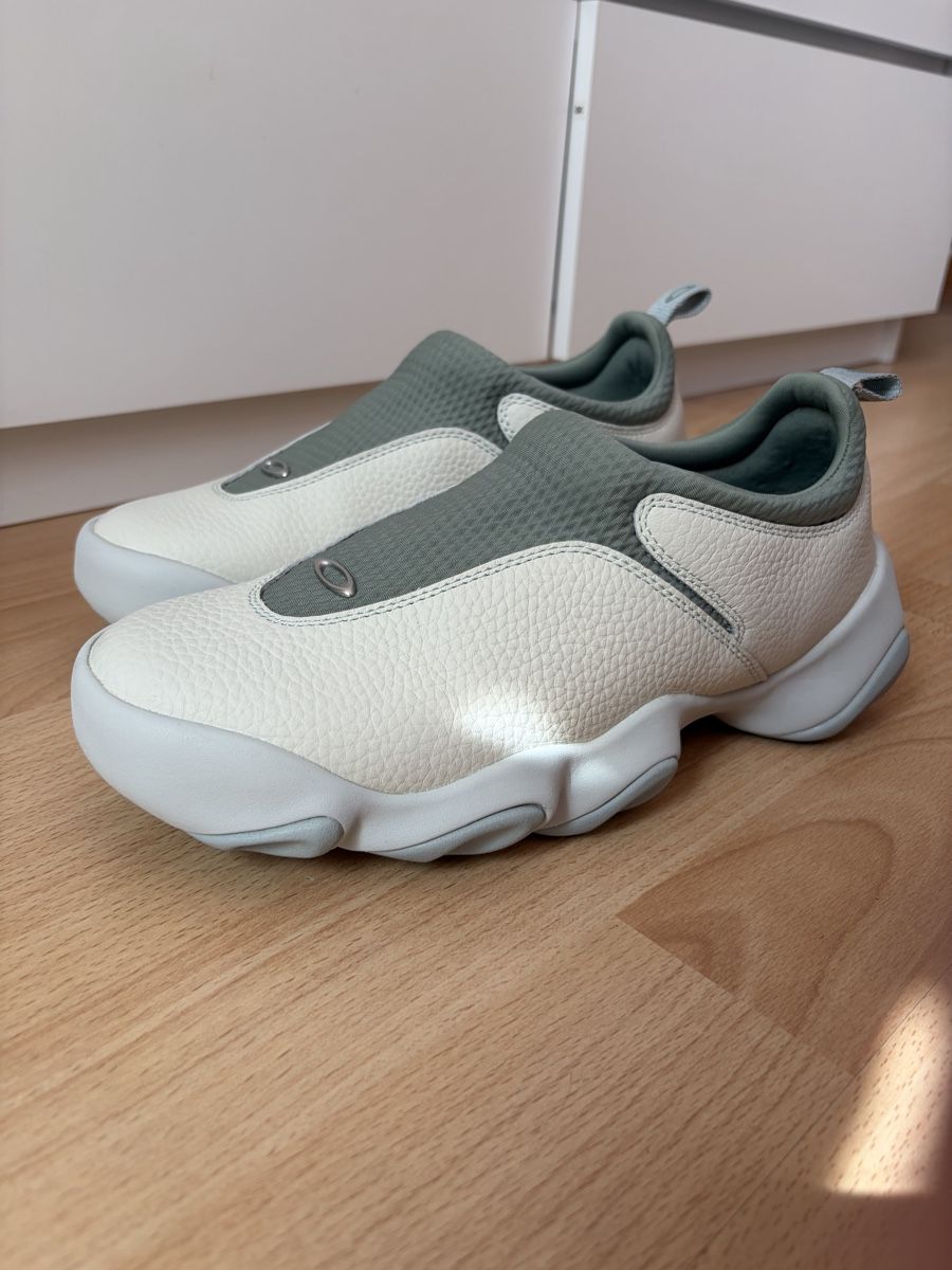 Oakley Scarpe da uomo: Oakley sneakers – Usato da Hünibach venduto da rut_hlg5